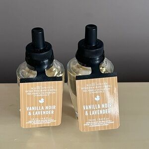 Two White Barn Bath & Body Works Vanilla Noir & Lavender Wallflowers Refills